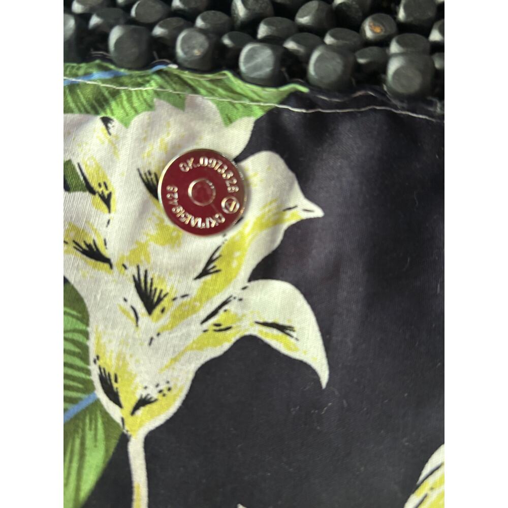Unique black wooden beaded shoulder bag with Strap. - Picture 9 of 10